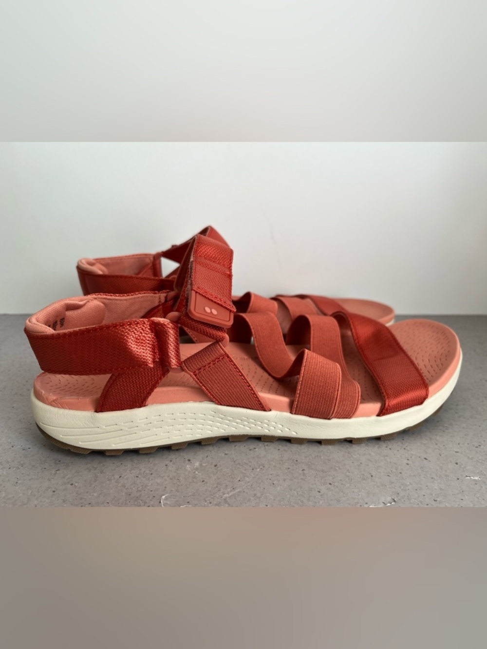 Ryka Keystone Sandals Women's 12 M Coral Pink‎ Cross Band Adjustable Strap Shoes